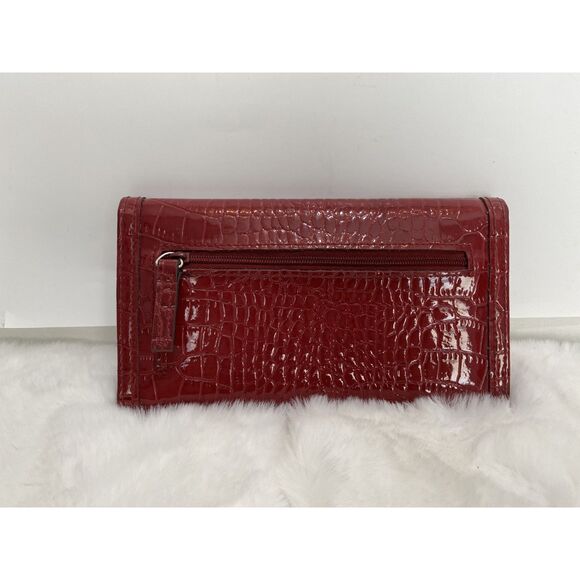 Liz & Co Red Snake Skin  Wallet Pre-Owned - Picture 2 of 4